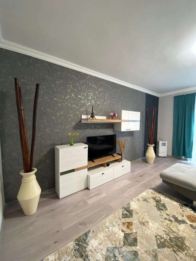 Oliaparman Apartment Егер Екстериор снимка